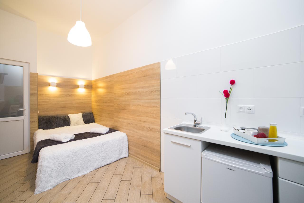 Smart Apartment On Filatova Lviv Kültér fotó