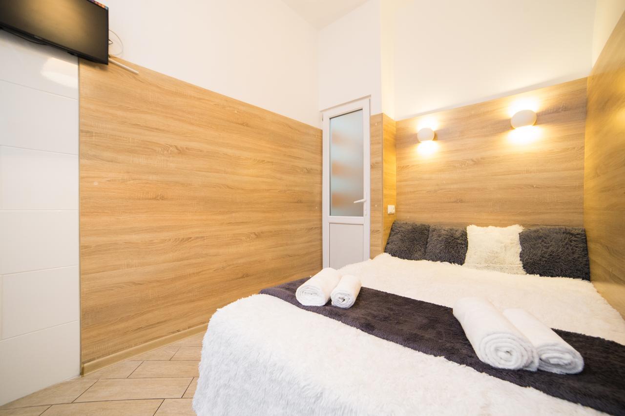 Smart Apartment On Filatova Lviv Kültér fotó